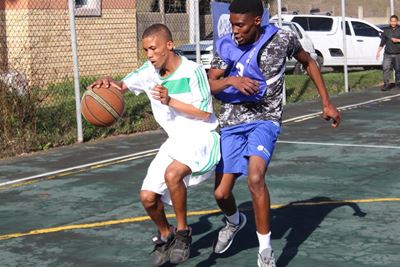 Basketball gets its afternoon in the sun