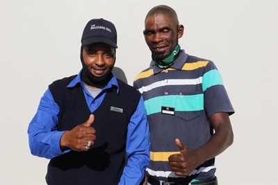 Men applauded for kindness