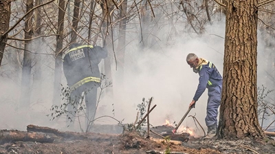DA commends fire fighters efforts
