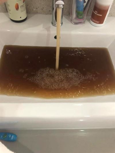 'Nothing wrong' with tea-coloured water
