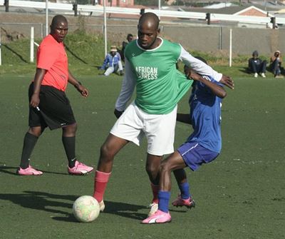 Umlilo stumbles in Geolfa League