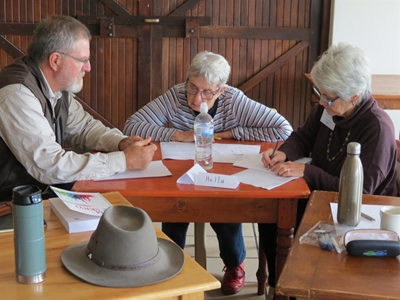 Stilbaai-skryfkring hou werksessie