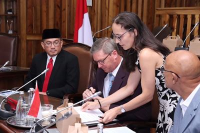 Twinning agreement extended