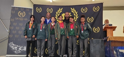 Goue medalje vir Sao Bras skaakspelers