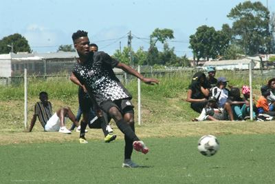 Black Cats victorious in Lawaaikamp derby