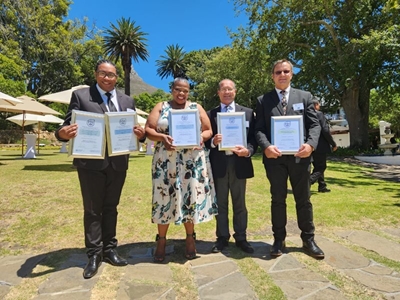 Oudtshoorn-hoërskole ryg matriek WKOD-toekennings in