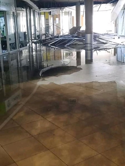 Update: Shopping centre roof collapses