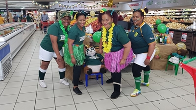 Riversdal SuperSpar bankvas agter die Springbokke