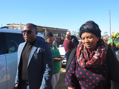 Ministers visit Thembalethu