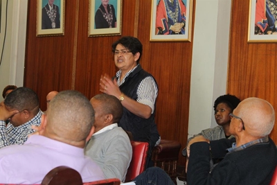 Onwettige plakkers op Dysselsdorp mag bly