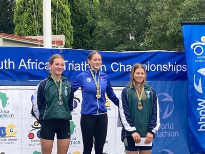 Eden sprints to gold in triathlon nationals