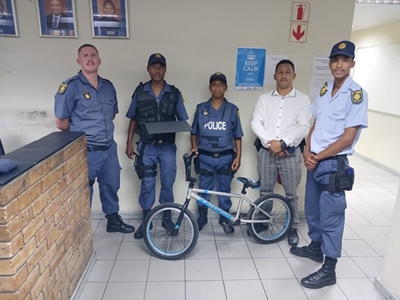 Man gearresteer na twee Groot Brak-huisbrake