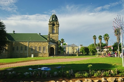 Cape Town Property Market Struggles On