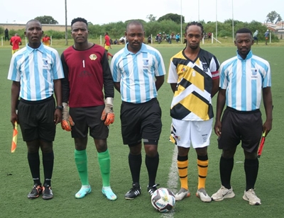 Black Cats draw against log leaders