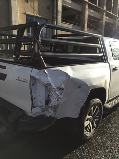 Vragmotor bots met bakkies