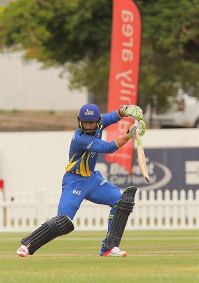 Cobras take on Warriors