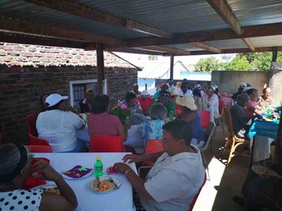Bejaardes bederf vir Kersfees