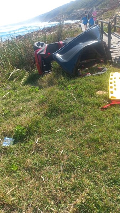 Video footage of four injured in golf cart accident 