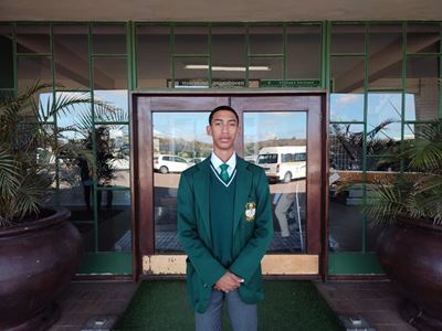 Codey Abrahams skitter in muurbal