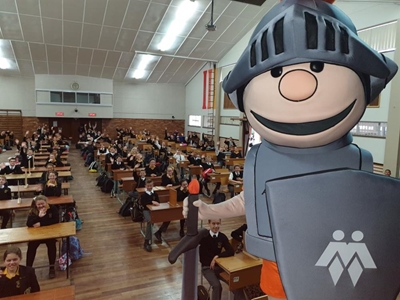 AfriForum teenboelieveldtog besoek skole in George