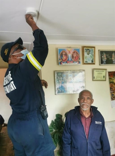 Smoke detectors and fire blankets for Touwsranten