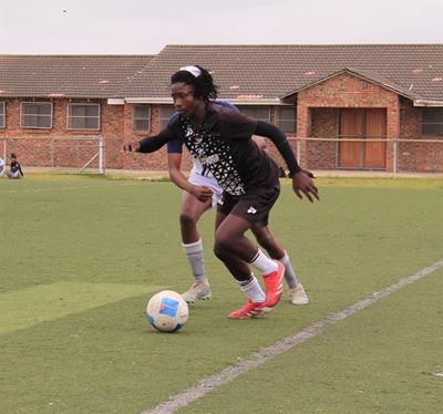 Lawaaikamp's Black Cats drop vital points at home