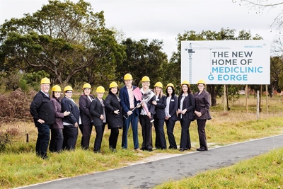 Builders on site for new Mediclinic