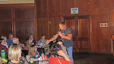 Steve Hofmeyr se gesellige musiekkonsert
