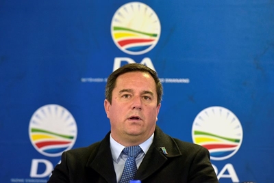 DA trying to ‘chop down cancer’ of ANC’s cadre deployment