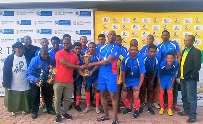 Oudtshoorn wen sokkerliga