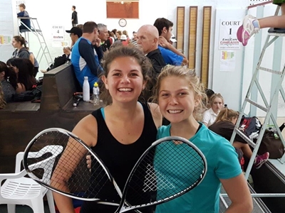 Muurbalspelers wys hul staal