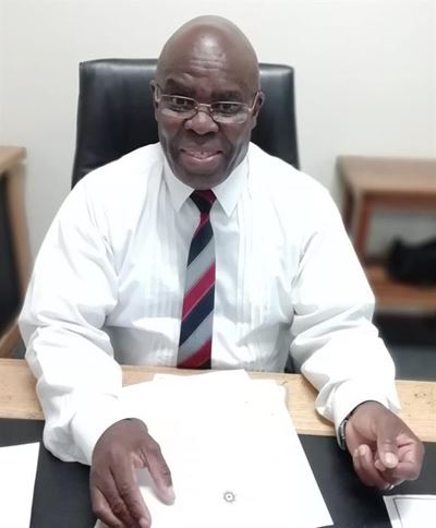 Two retire from SAPS