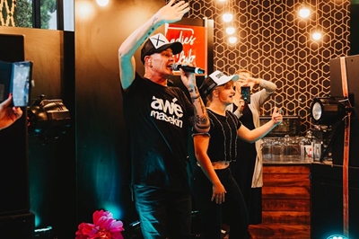 Snotkop entertains ladies at Gapp Cafe