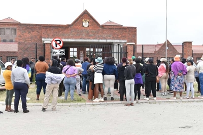 Man facing two murder charges appears in Mossel Bay court