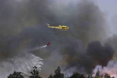 Vrae oor lugsteun tydens die brand