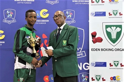 Best Western Cape schoolboy boxer is a Mossel Bay local