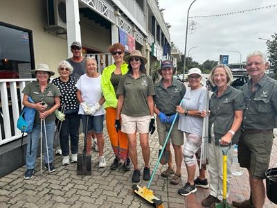 Revive Knysna remarkable Main Street clean-up