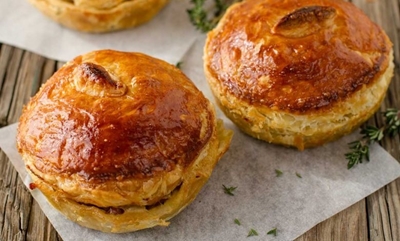 What’s for dinner? Curried mince and pea pies