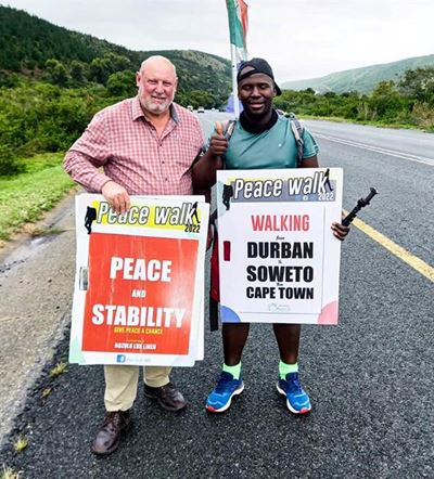 Social activist full of praise for Bitou mayor in Plett stop-over