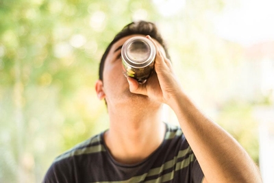 Tieners, slaappatrone en energiedrankies
