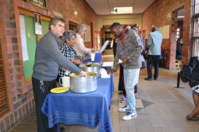 Mandeladag diensbaar gevier