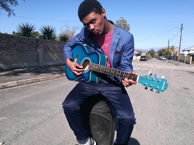 Debuut CD vir Noemwoord