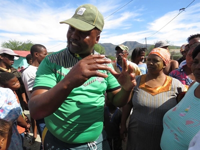Food parcel donation misunderstanding resolved