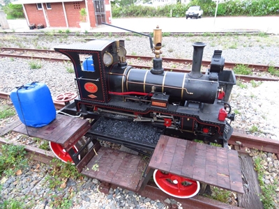 Cheeky choo-choo rattles big brother
