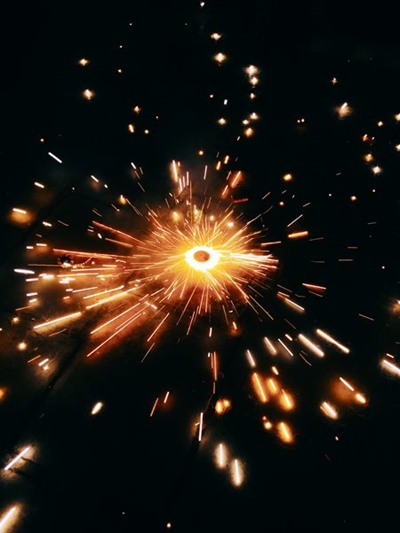 Flares guide sea rescuers in boat recovery