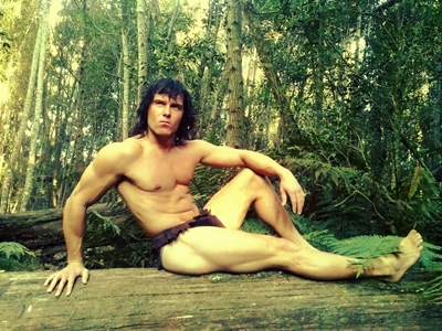 kykNET! Dis Tarzan van George