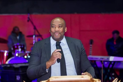 Gayton McKenzie besoek George