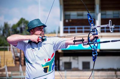 Robin Hood rolprent inspireer boogskieter