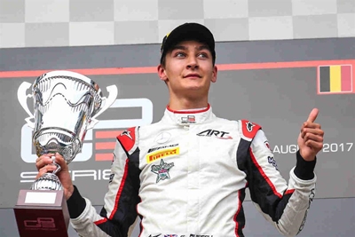 Englishman signs for Williams team