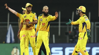 Jadeja, Moeen bowl Chennai to easy win